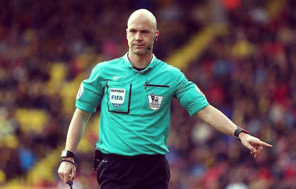 米兰体育app下载-赛前英超焦点战；菲尼克斯太阳再遭质疑；话题不断；资深球员宣示担当的简单介绍